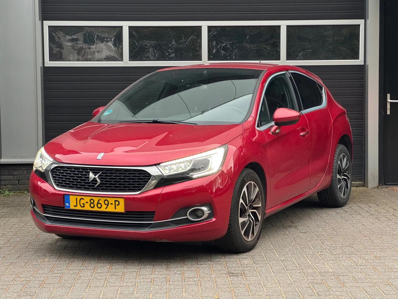 DS 4 (2016) — foto 1