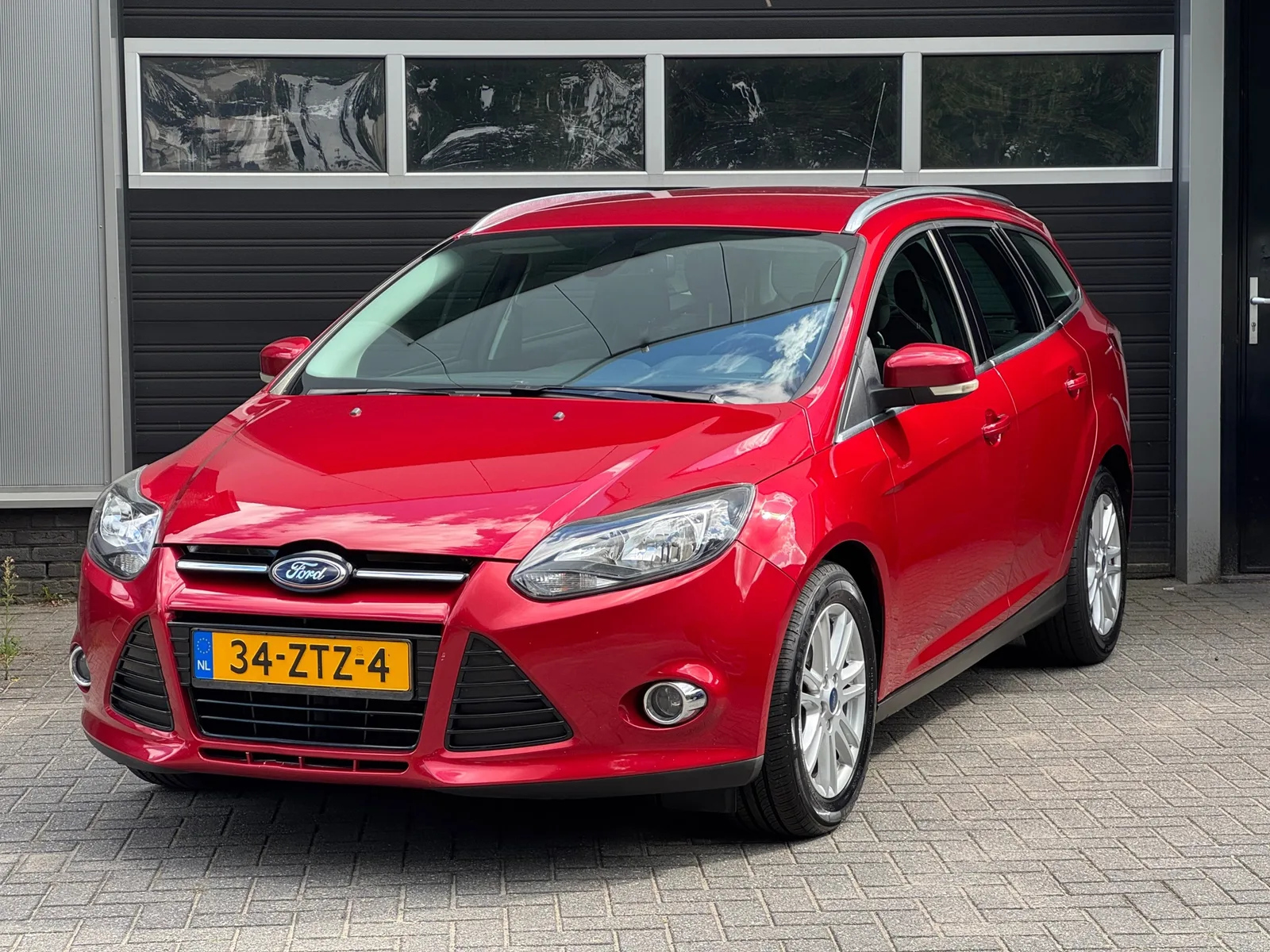 Ford Focus (2013) — foto 1