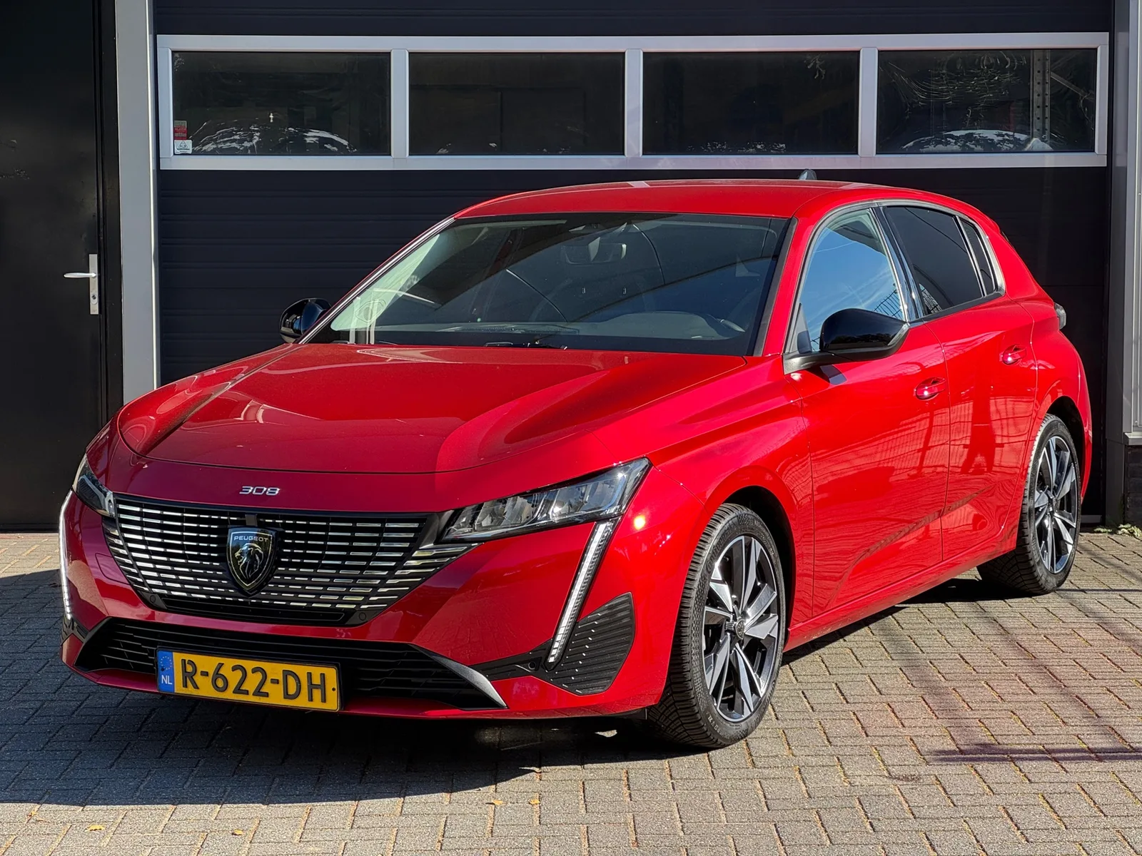 Peugeot 308 (2022) — foto 1