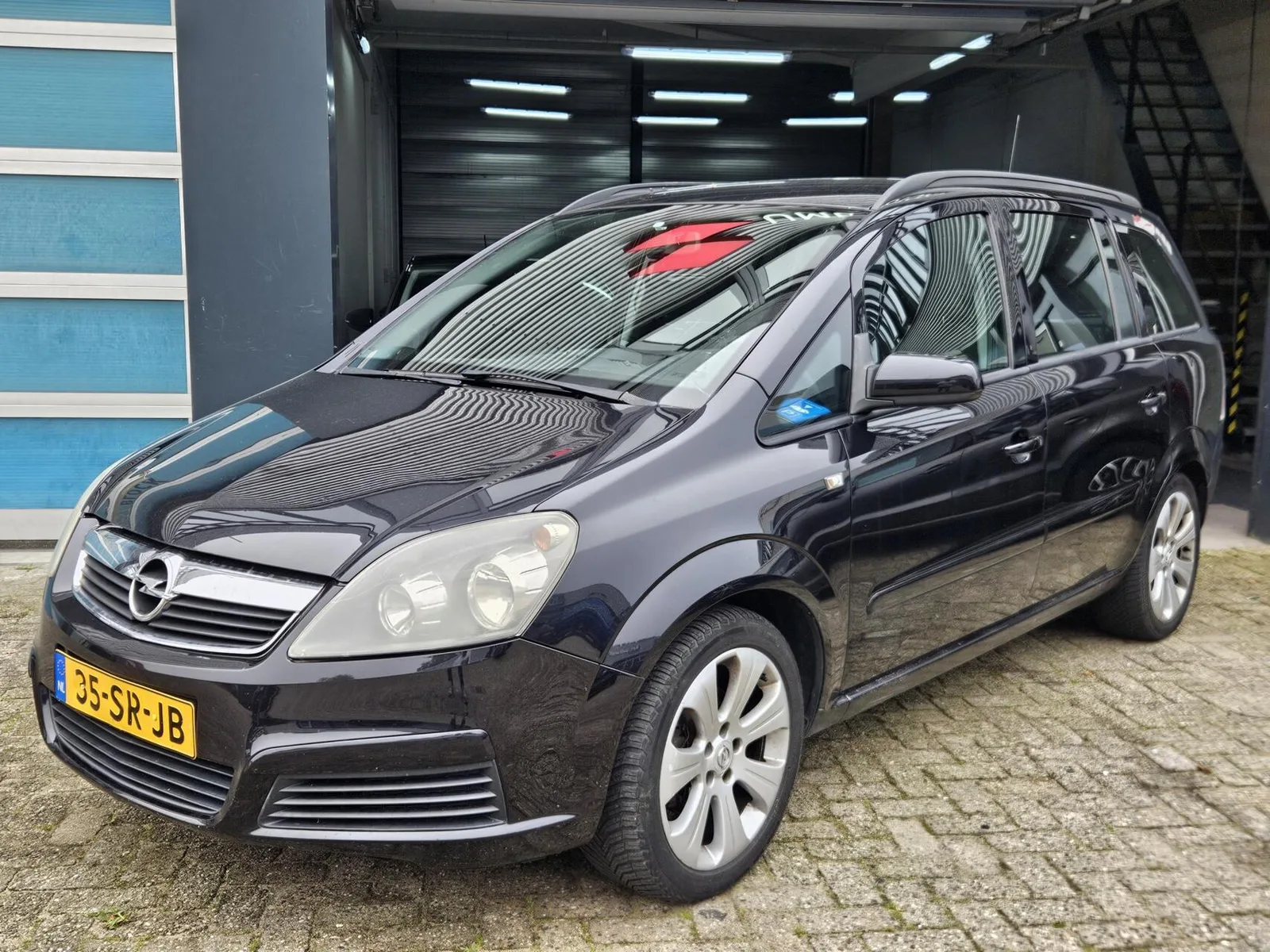 Opel Zafira (2006) — foto 1