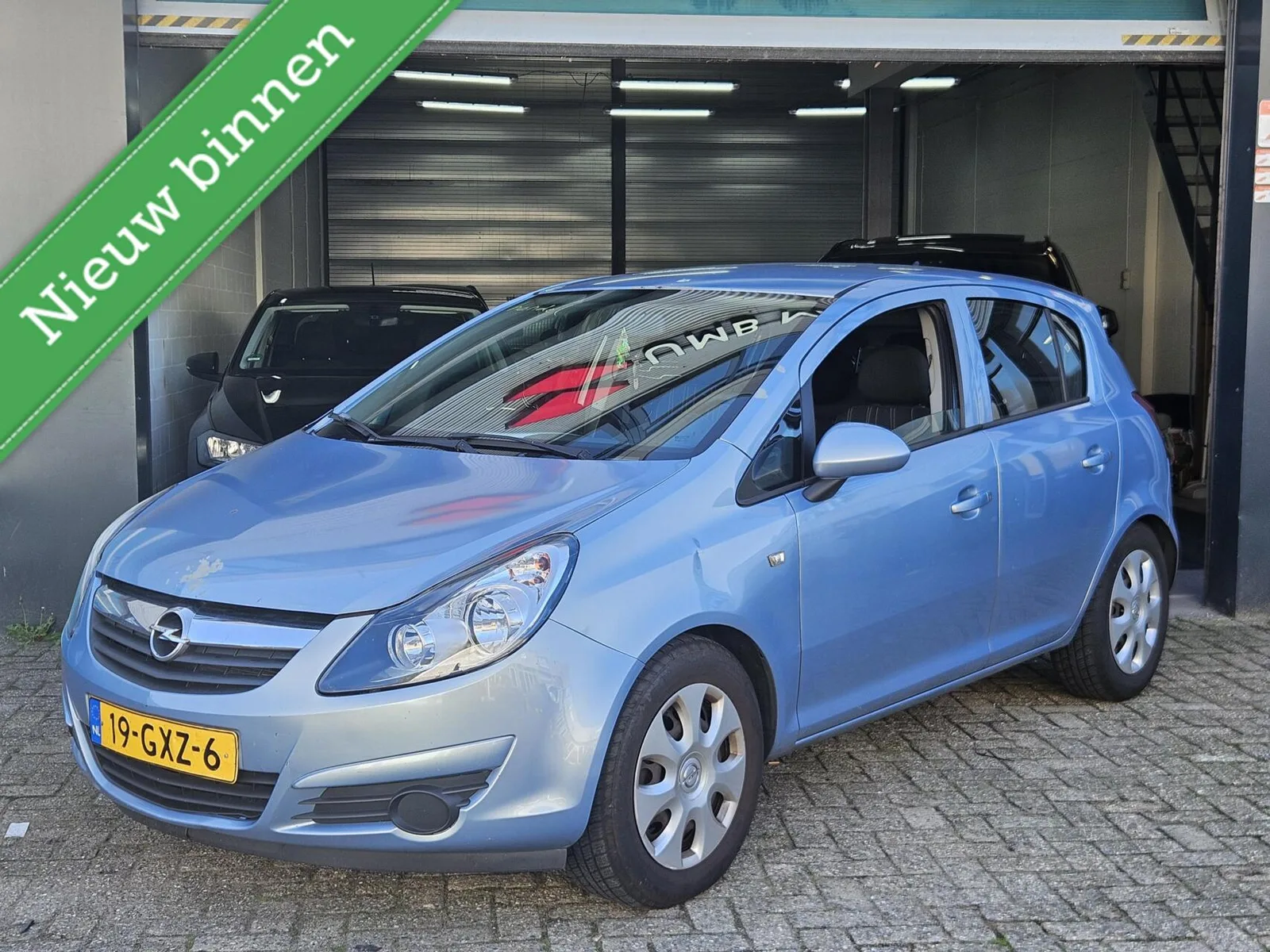 Opel Corsa (2008) — foto 1
