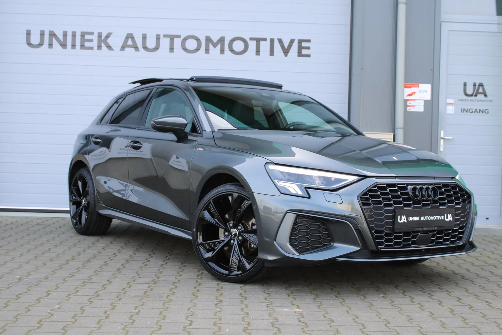 Audi A3 (2022) — foto 1