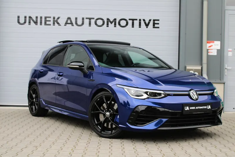 Volkswagen Golf (2024)