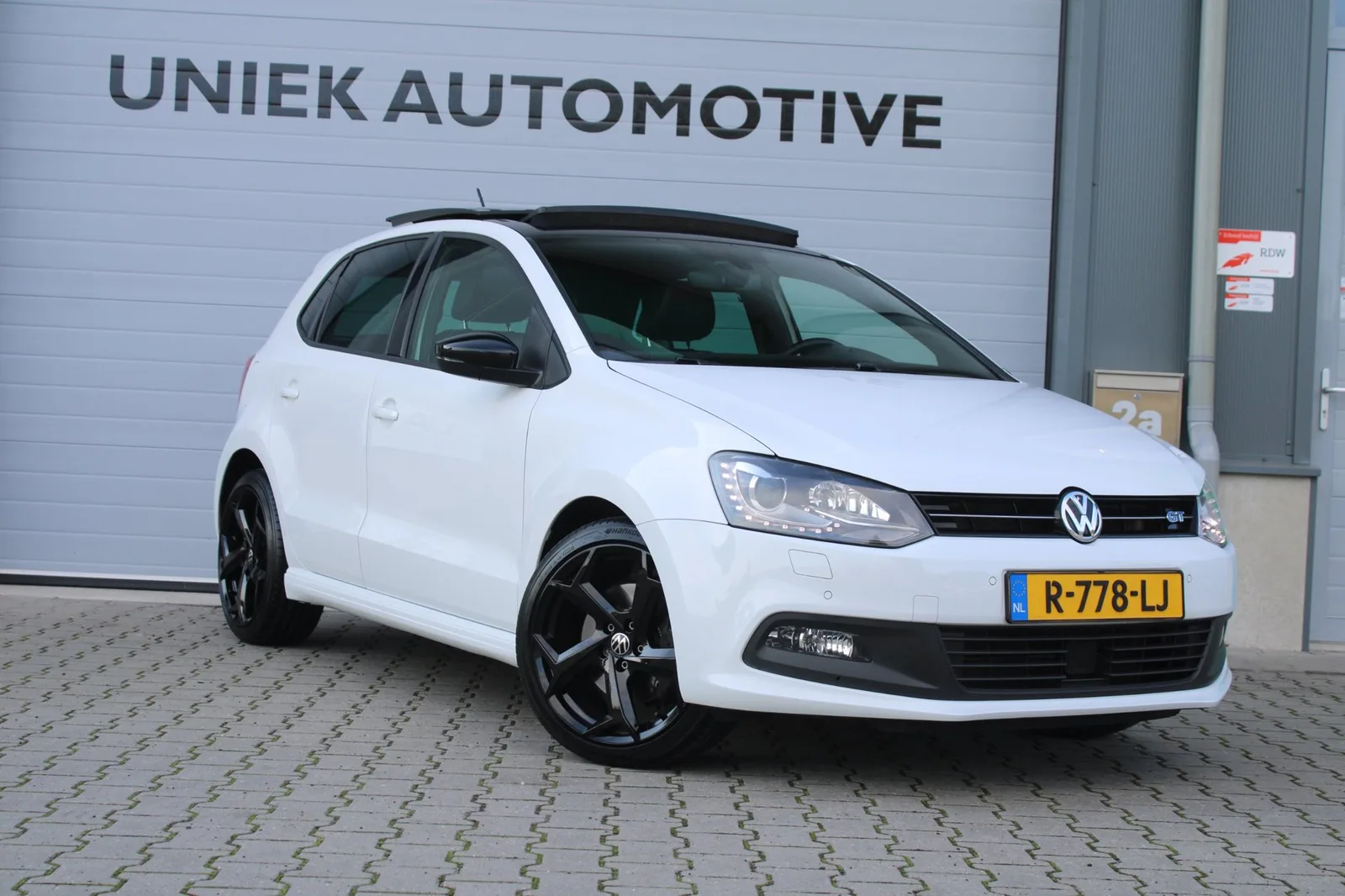 Volkswagen Polo (2016) — foto 1