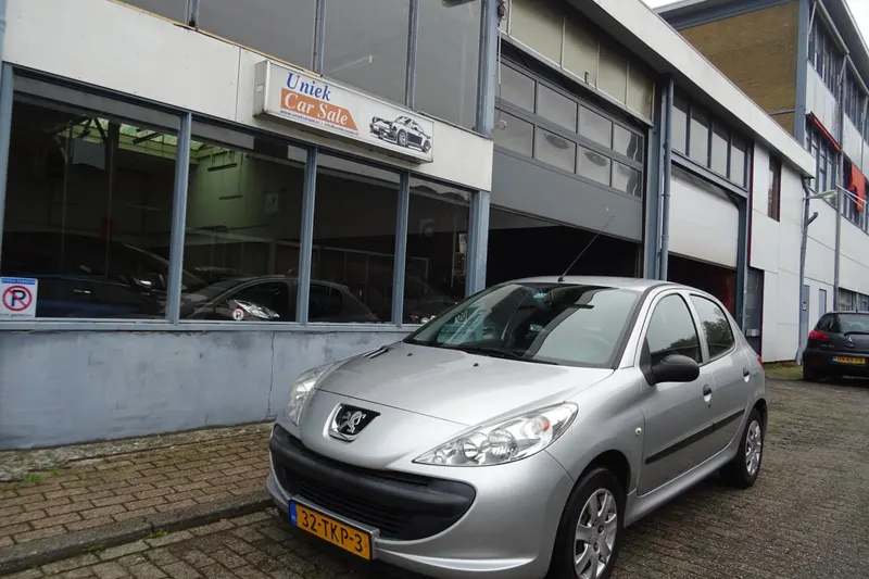 Peugeot 206 (2012)