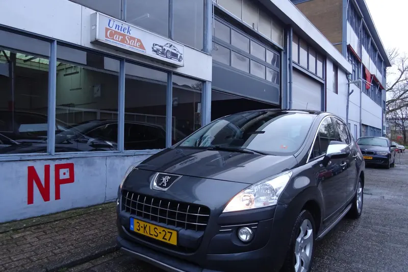 Peugeot 3008 (2013)
