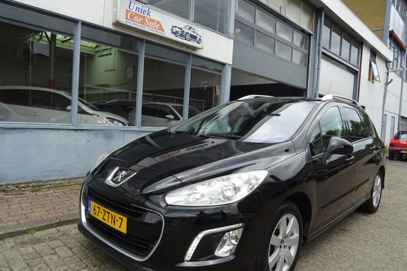 Peugeot 308 (2012)