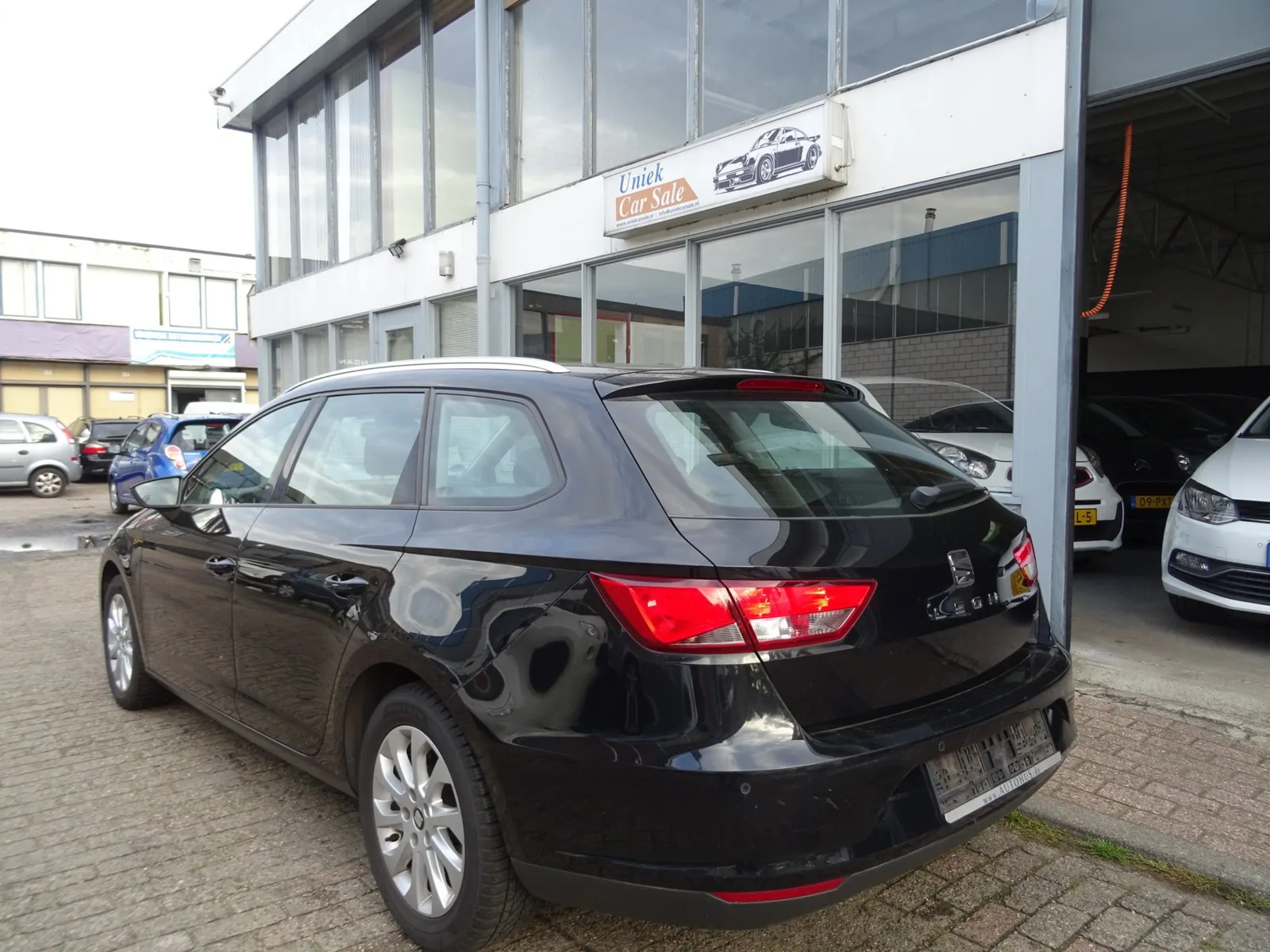 SEAT Leon (2014) — foto 1