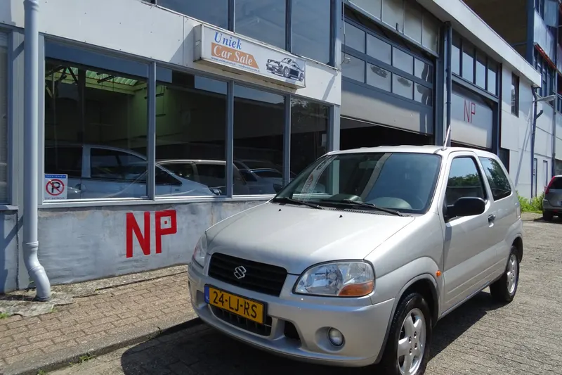 Suzuki Ignis (2003)