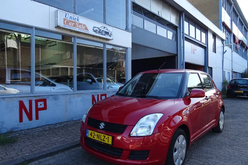 Suzuki Swift (2010)
