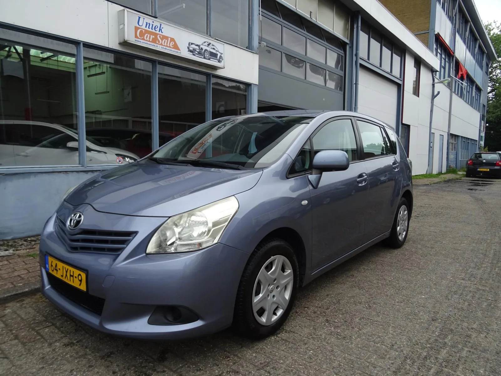 Toyota Verso (2009) — foto 1