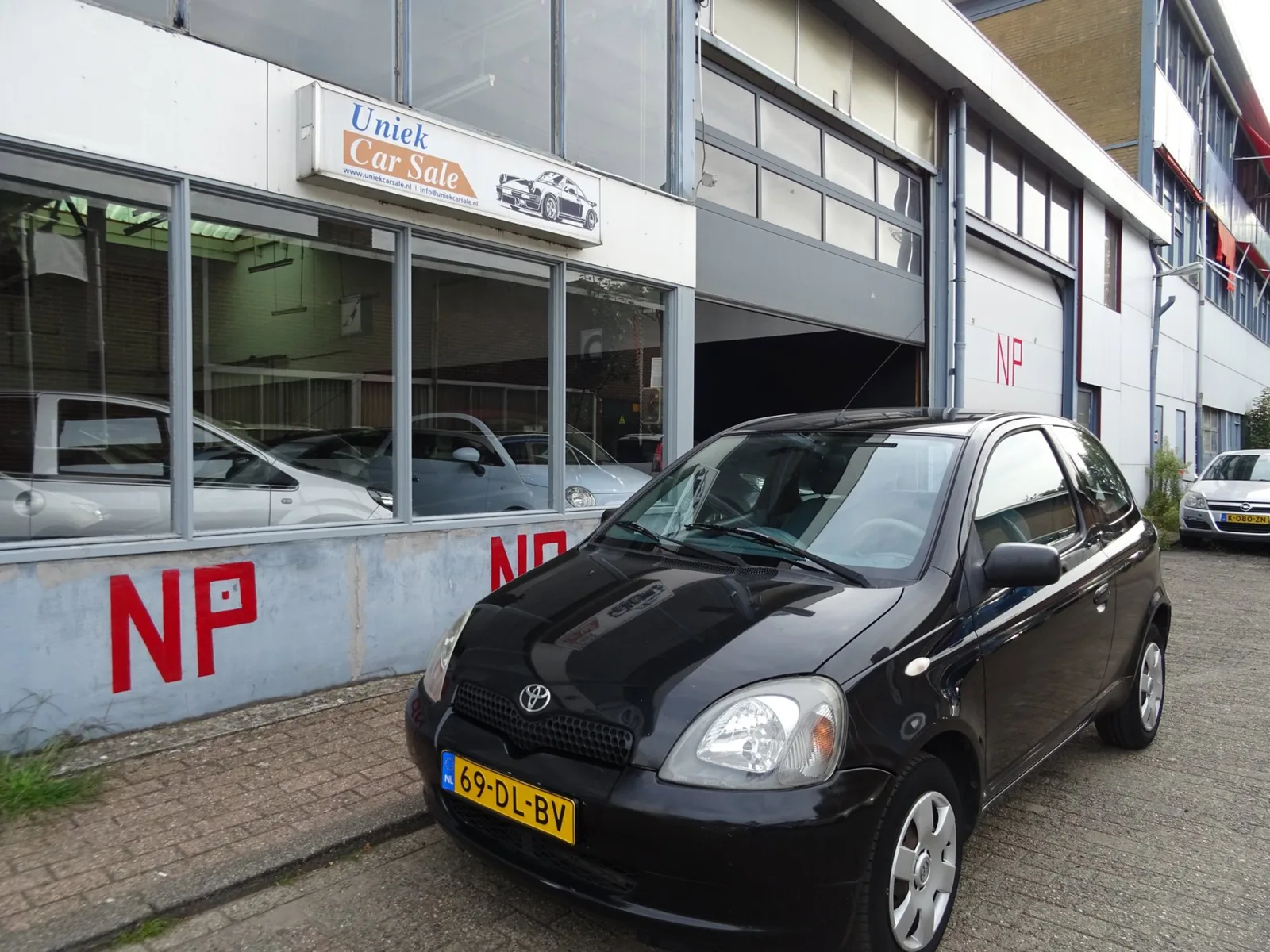 Toyota Yaris (1999) — foto 1