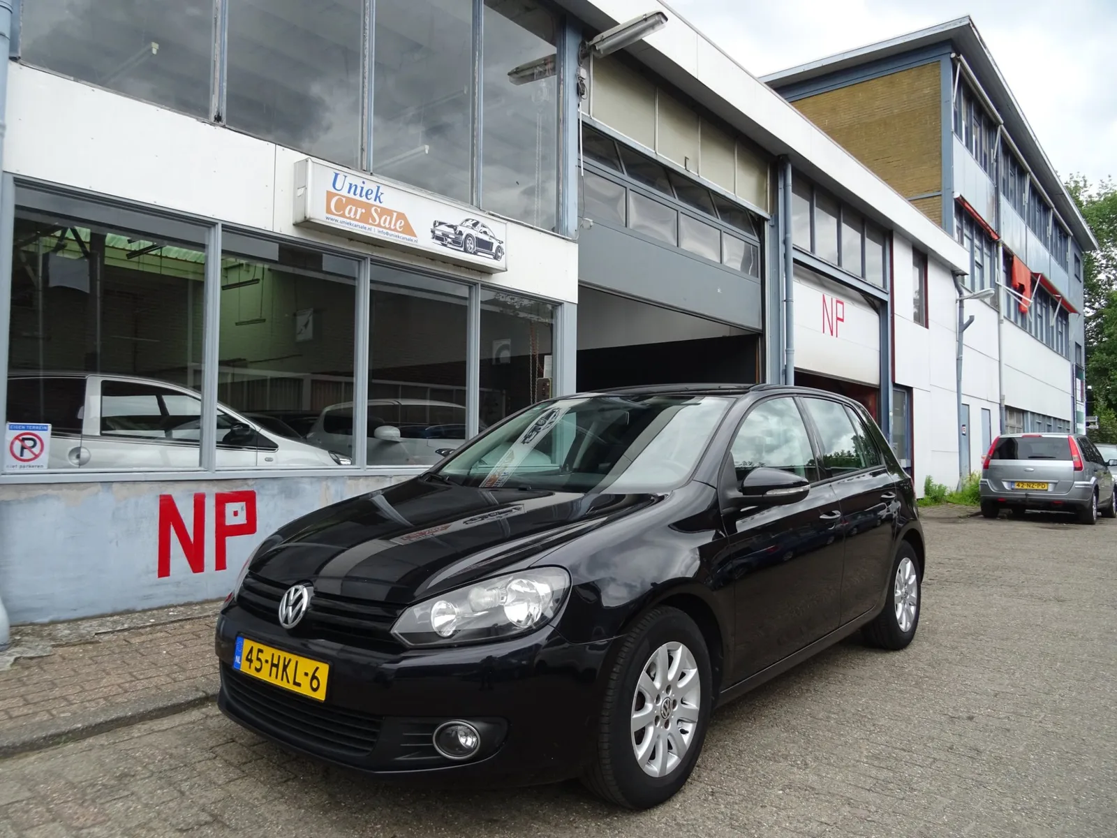 Volkswagen Golf (2009) — foto 1