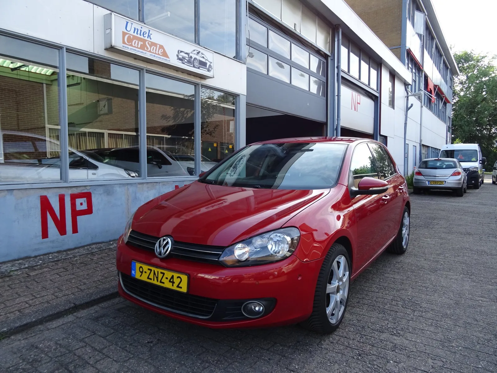 Volkswagen Golf (2010) — foto 1