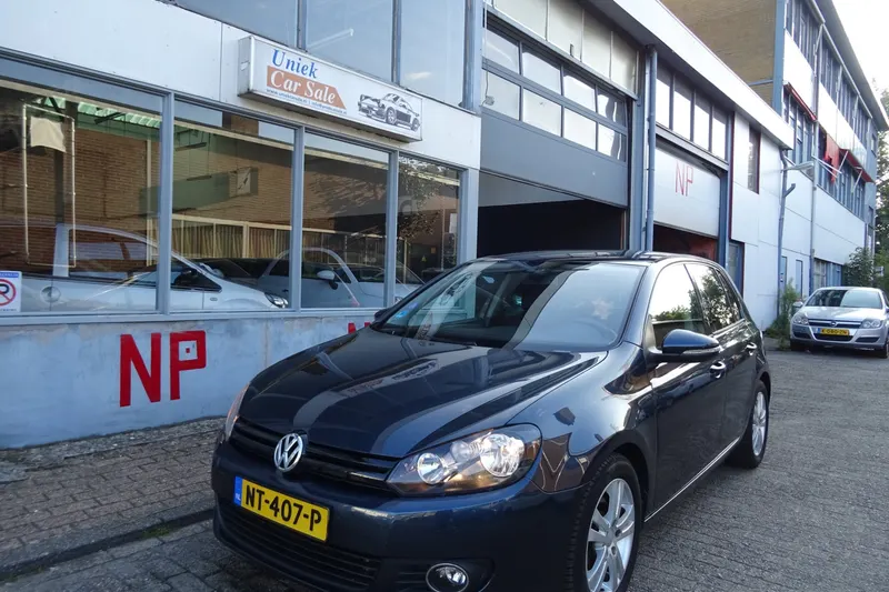 Volkswagen Golf (2010)
