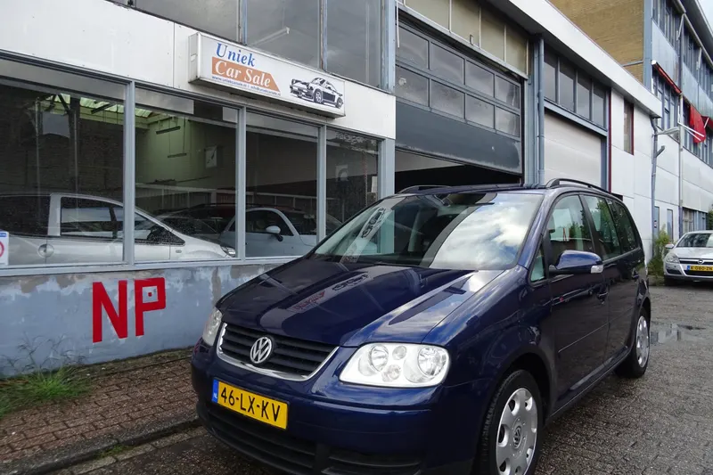 Volkswagen Touran (2003)