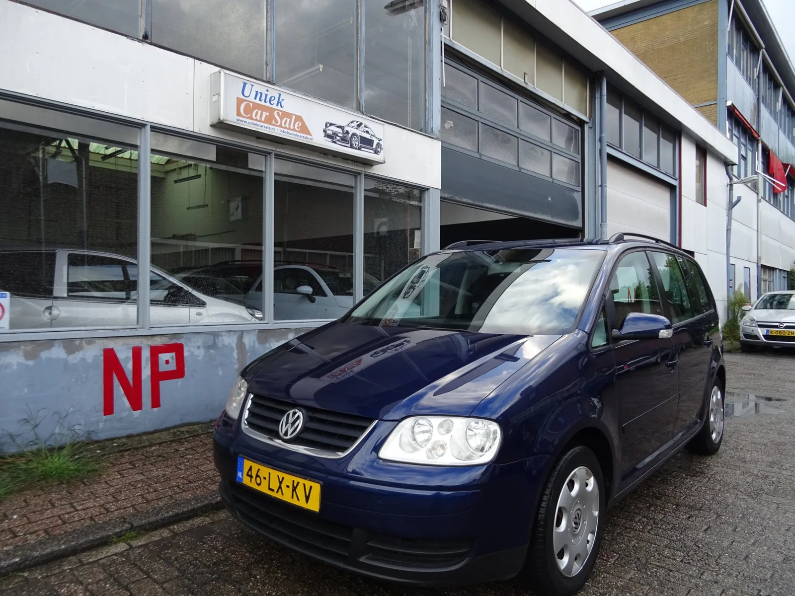 Volkswagen Touran (2003) — foto 1