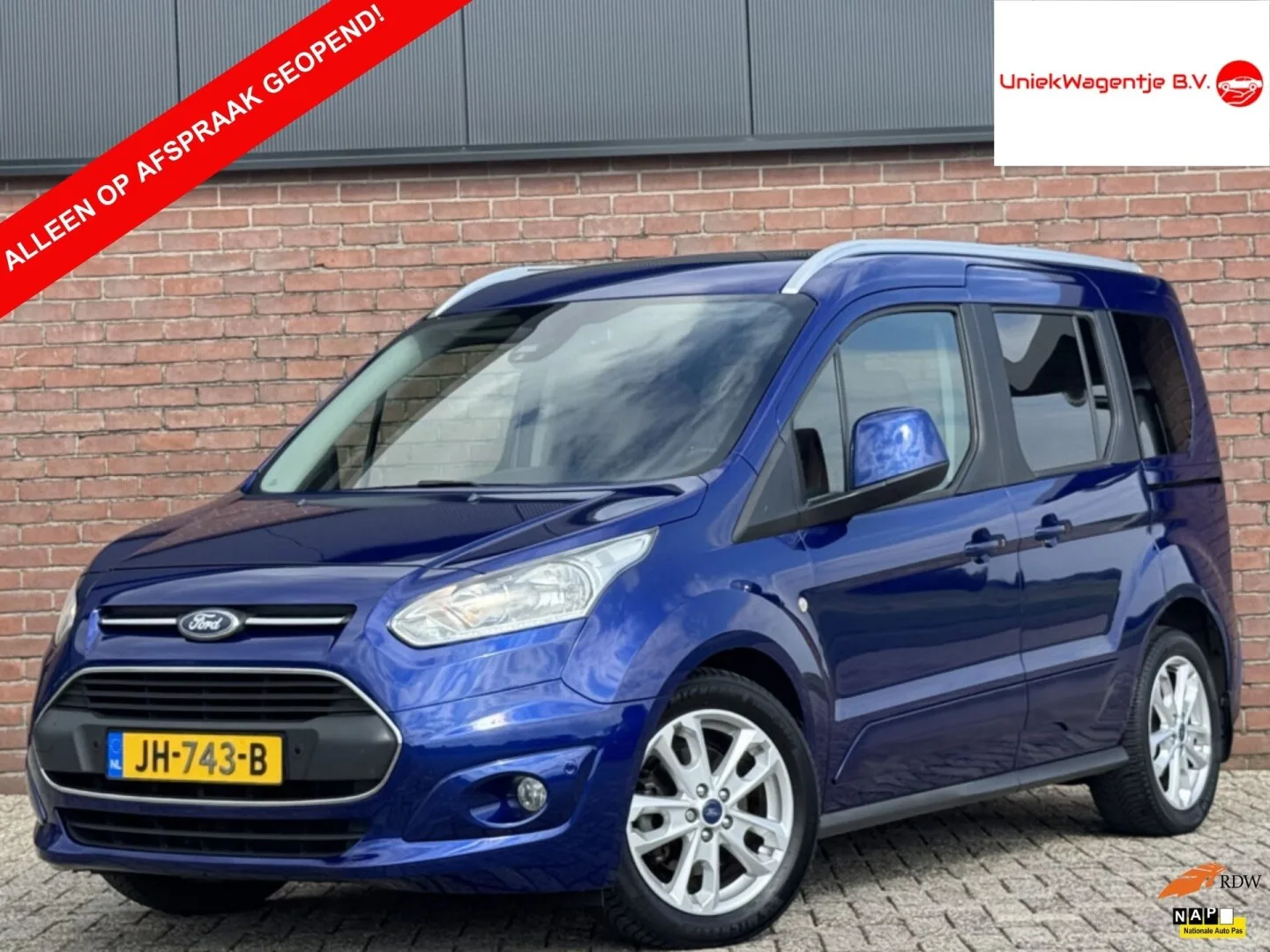Ford Tourneo Connect (2016) — foto 1