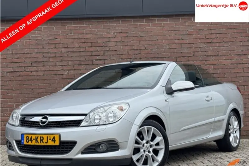 Opel Astra (2010)