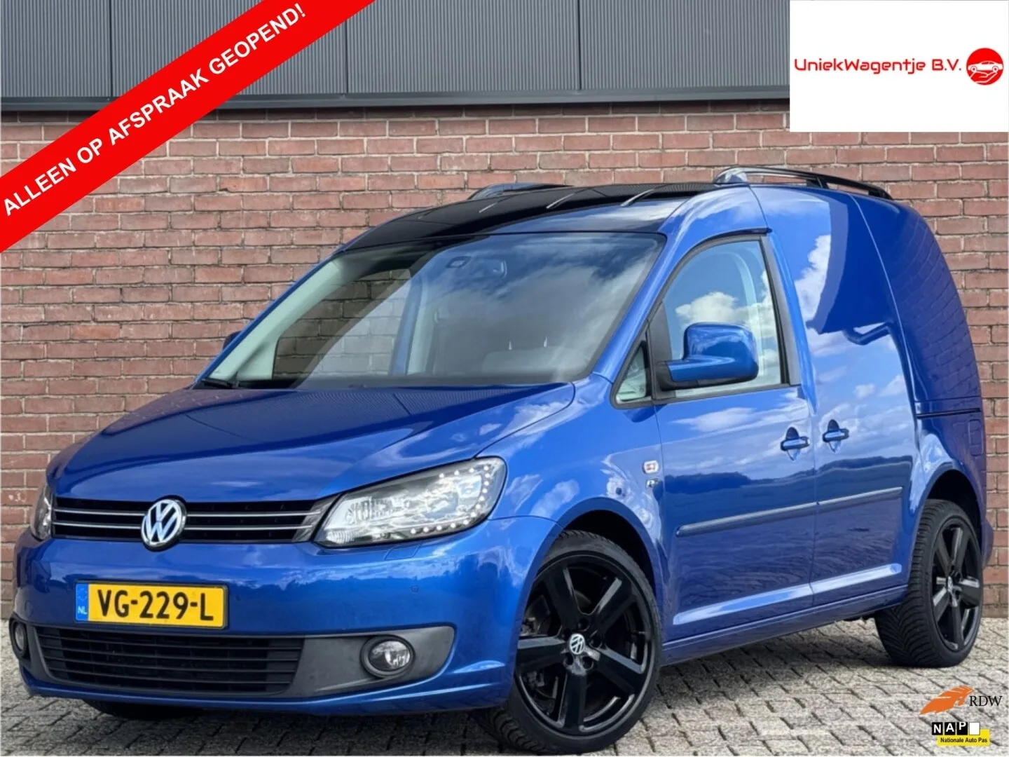 Volkswagen Caddy (2013) — foto 1