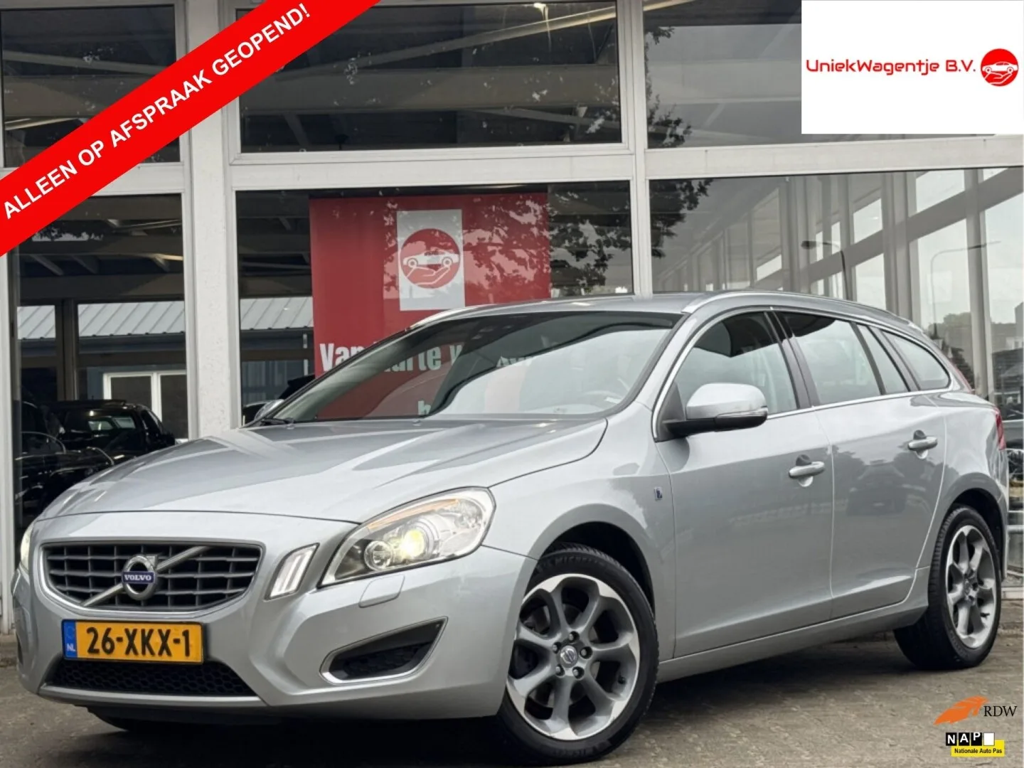 Volvo V60 (2012) — foto 1