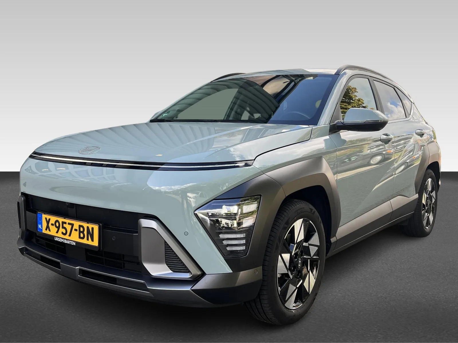 Hyundai Kona (2023) — foto 1