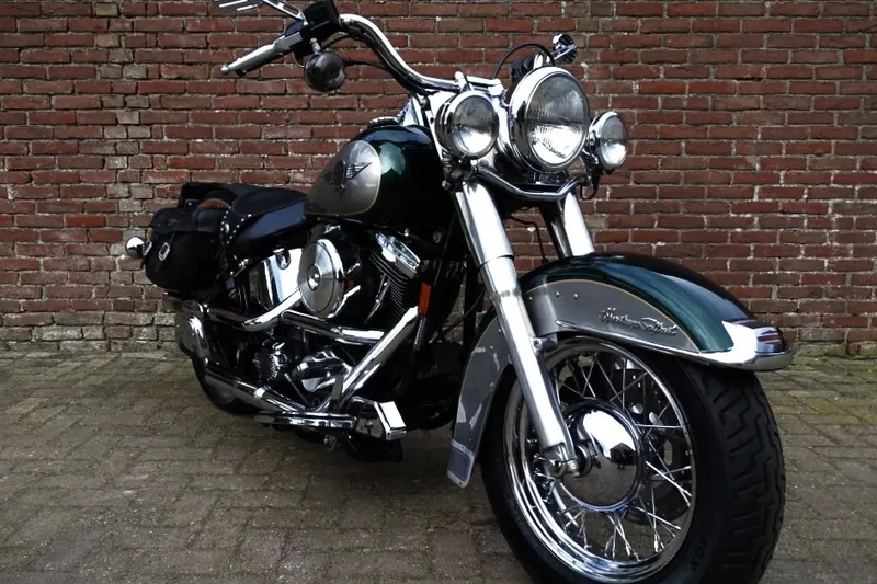 Harley-Davidson HERITAGE NOSTALGIA (1996)
