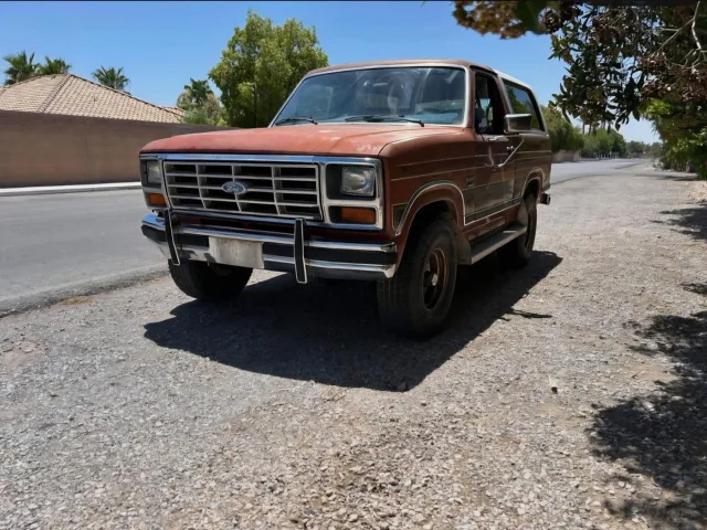 Ford Bronco (1986) — foto 1