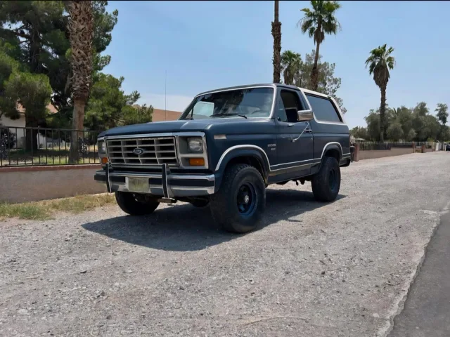 Ford Bronco (1986) — foto 1