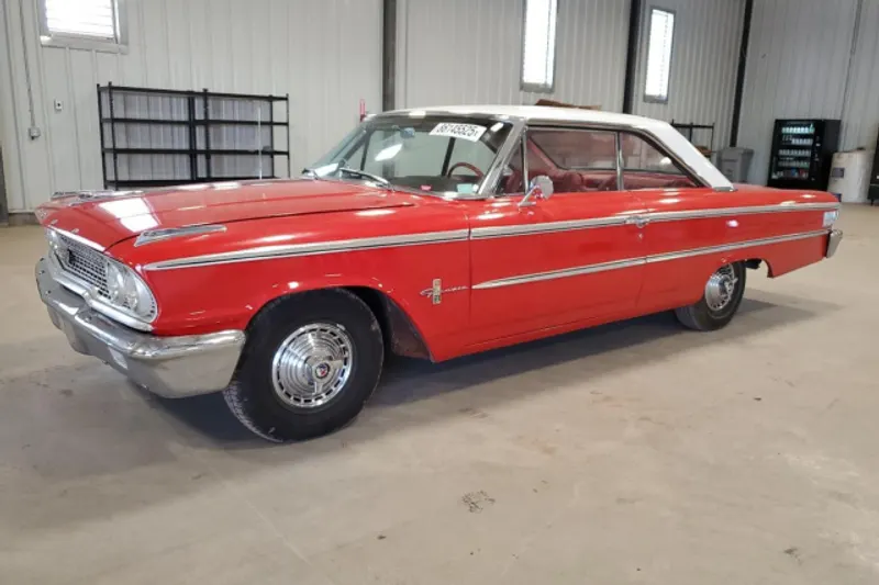 Ford Galaxie (1963)