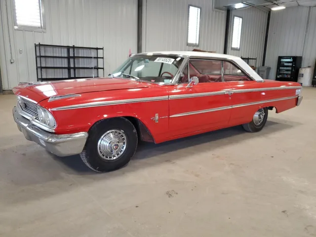 Ford Galaxie (1963) — foto 1