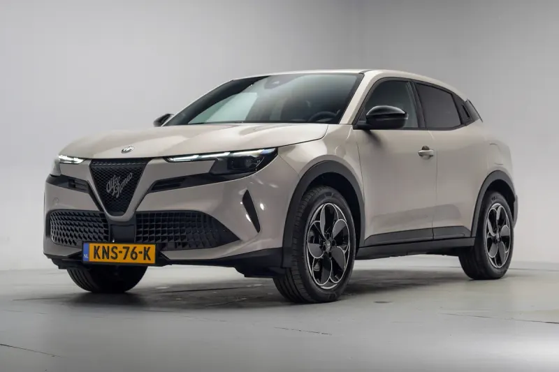 Alfa Romeo Junior (2025)