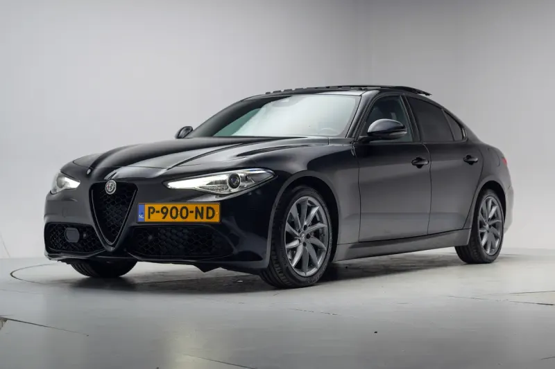 Alfa Romeo Giulia (2022)