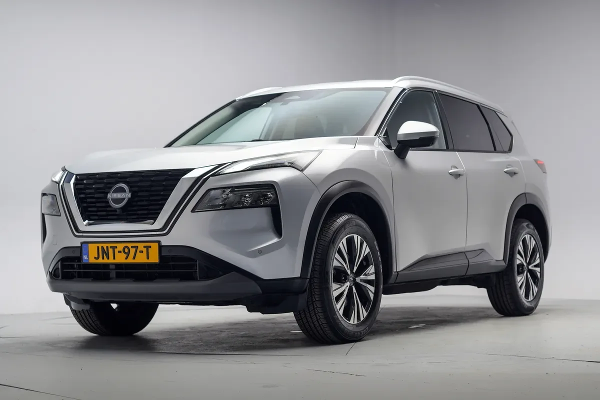 Nissan X-Trail (2023) — foto 1