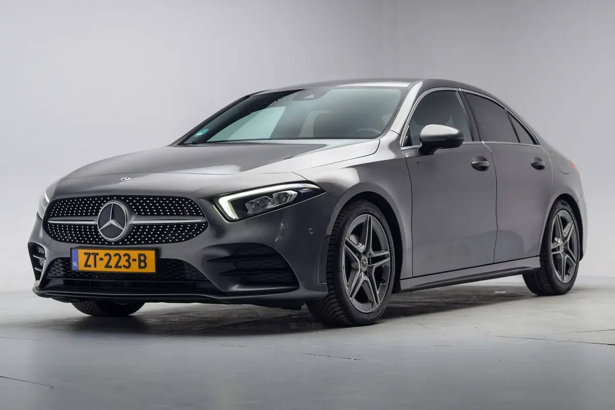 Mercedes-Benz A-Klasse (2019) — foto 1
