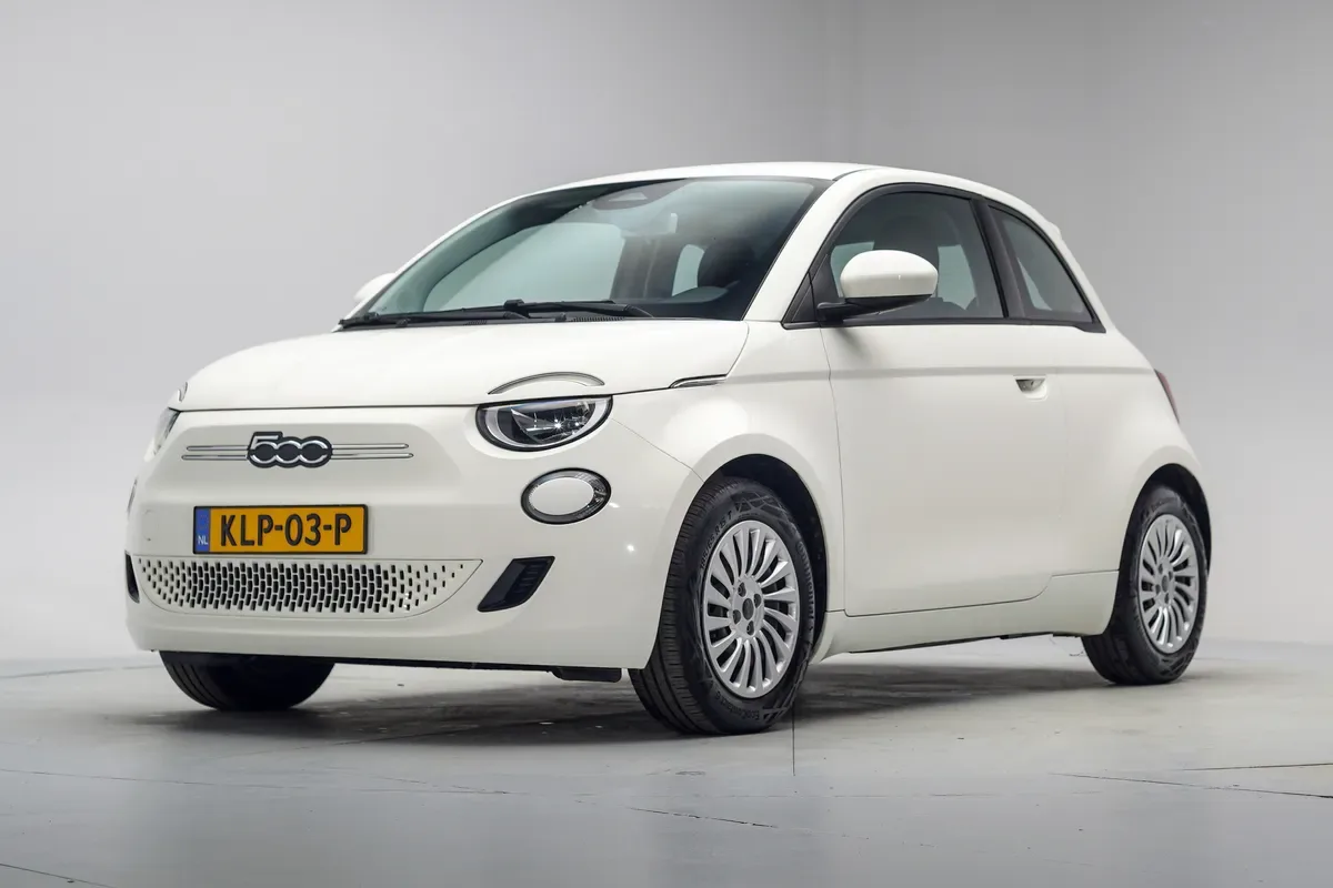Fiat 500e (2023) — foto 1