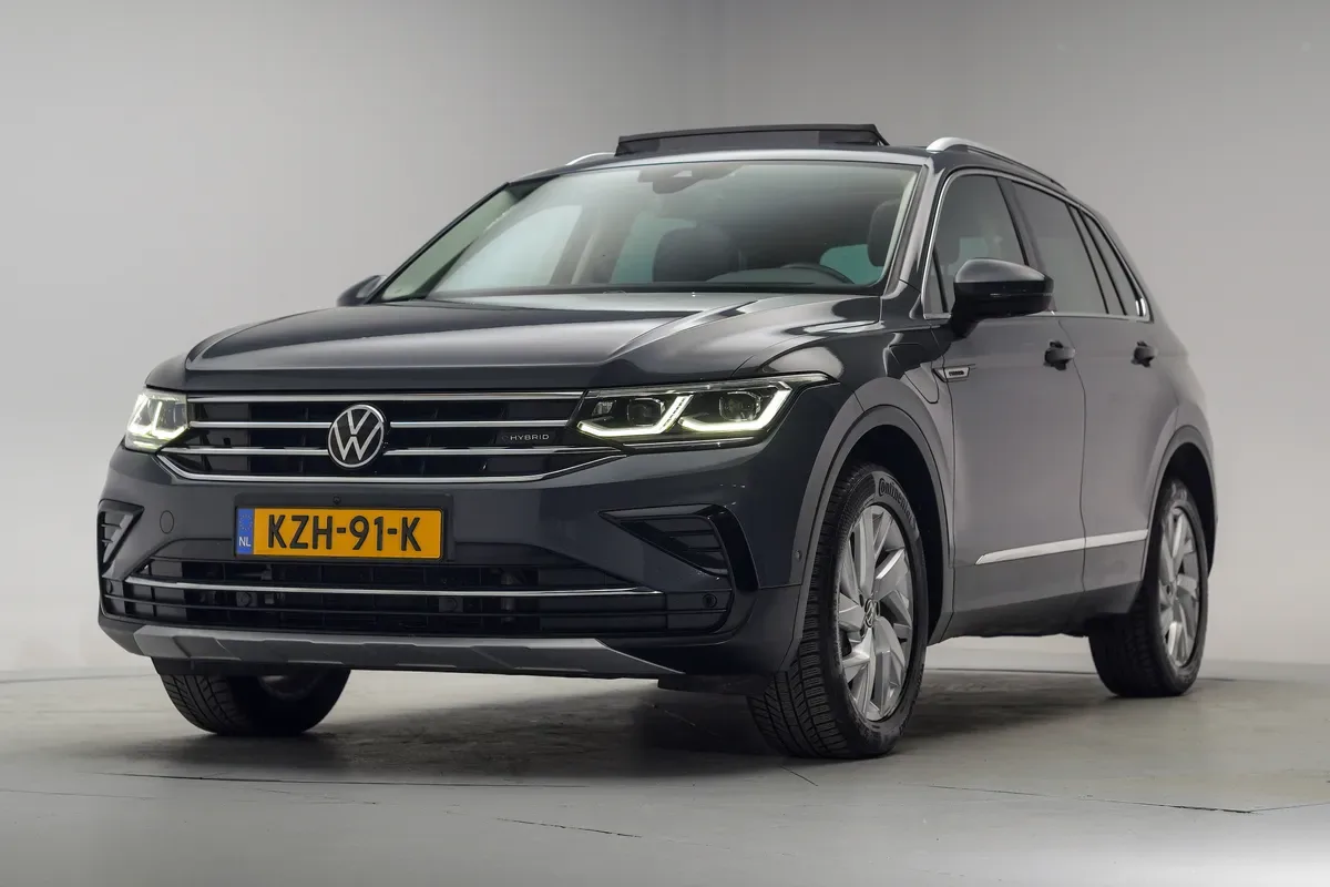 Volkswagen Tiguan (2023) — foto 1