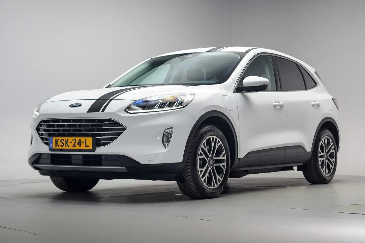 Ford Kuga (2020) — foto 1