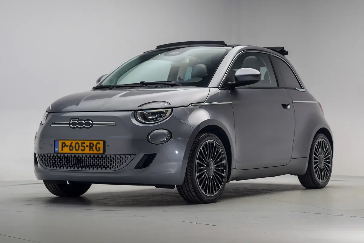 Fiat 500e (2020) — foto 1