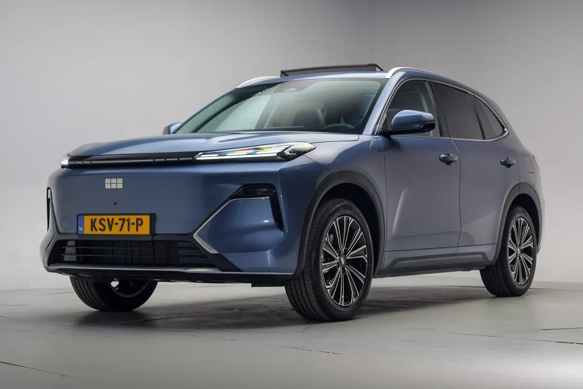 Geely Starray EM-i (2026) — foto 1