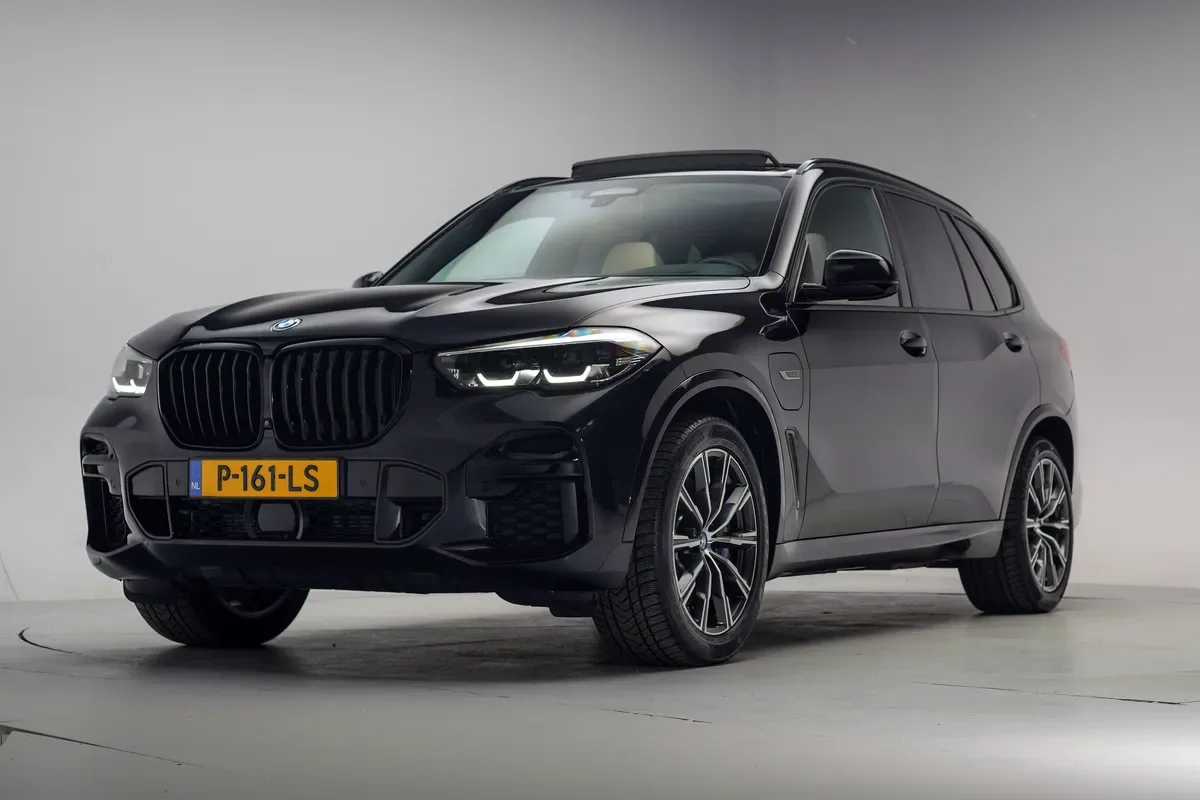 BMW X5 (2022) — foto 1