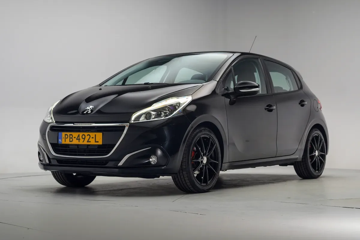 Peugeot 208 (2017) — foto 1