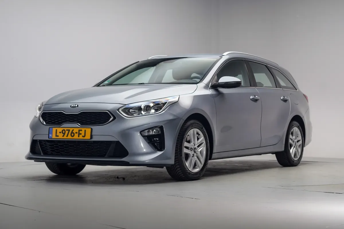 Kia Ceed (2021) — foto 1