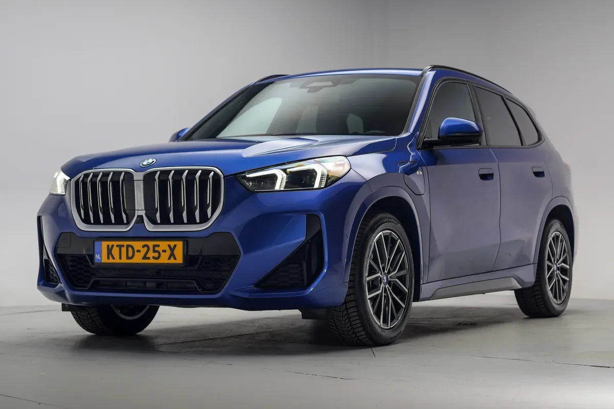 BMW X1 (2023) — foto 1