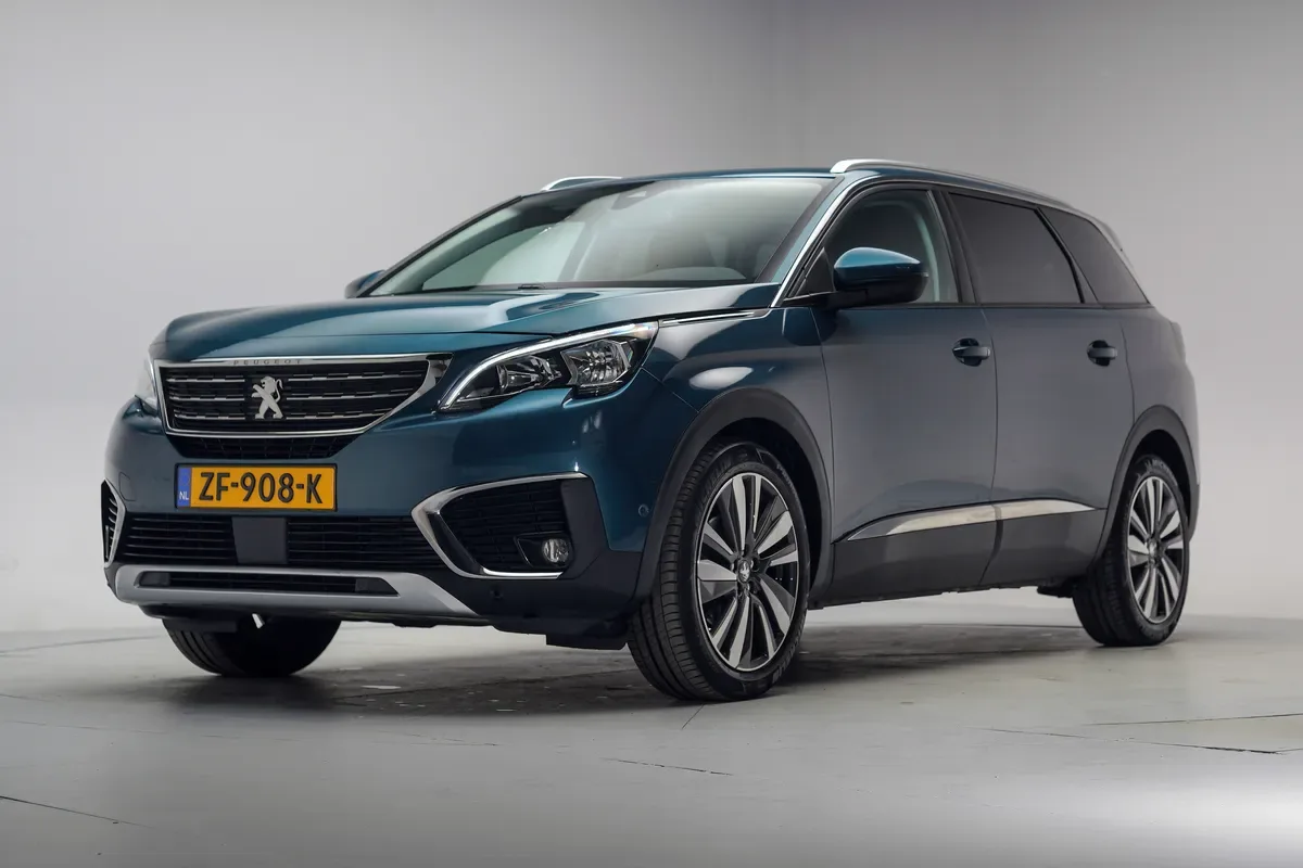 Peugeot 5008 (2019) — foto 1