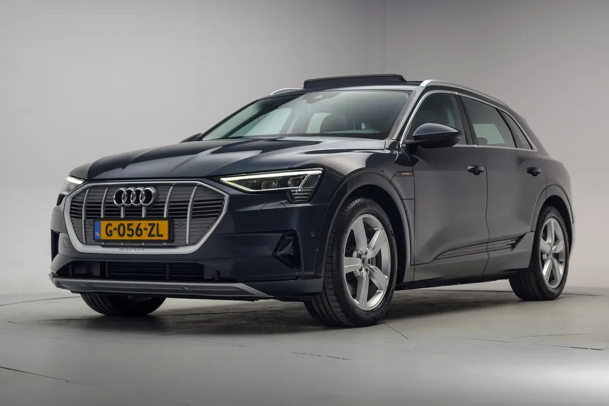 Audi e-tron (2019) — foto 1