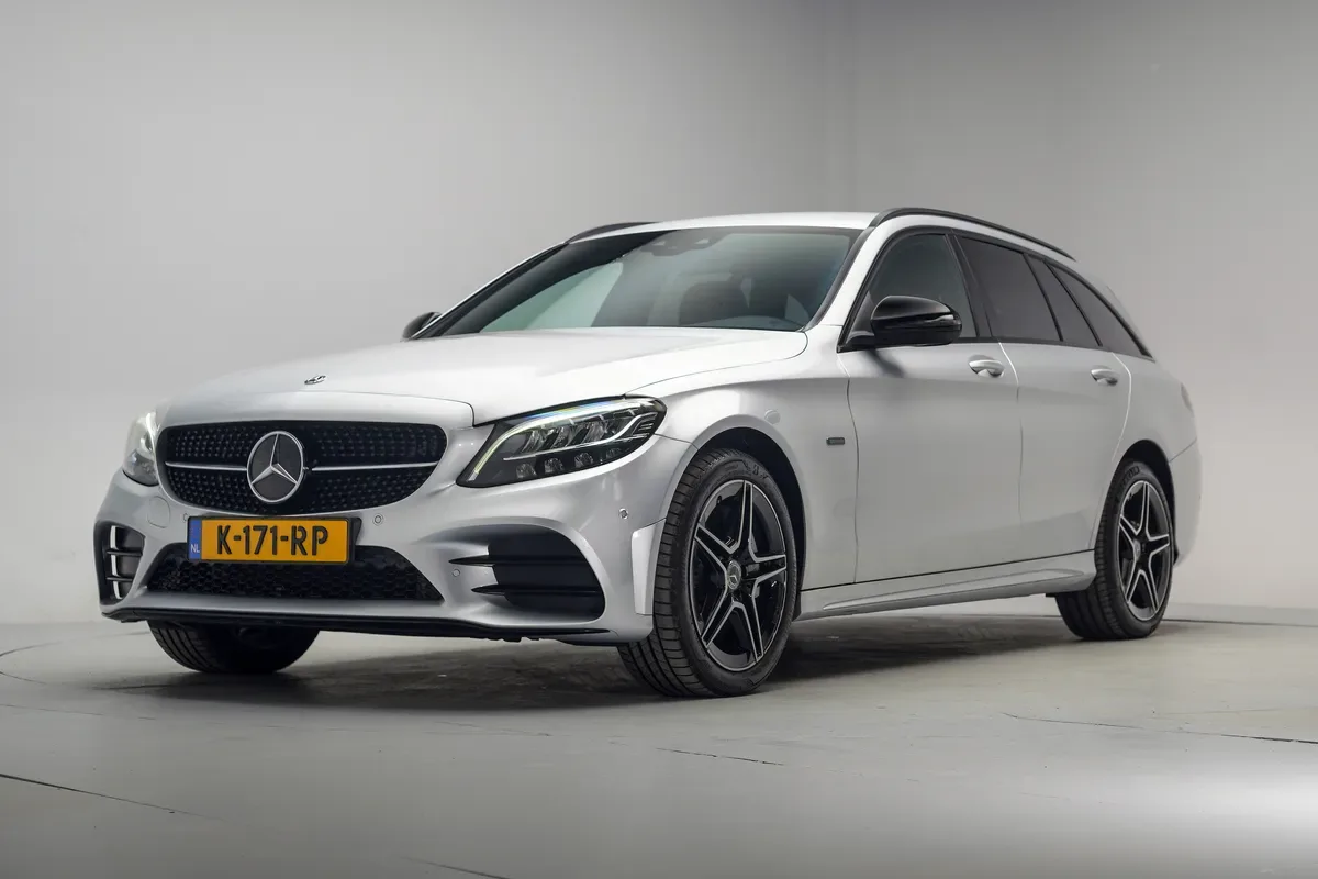Mercedes-Benz C-Klasse (2021) — foto 1