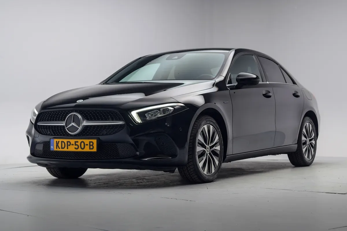 Mercedes-Benz A-Klasse (2021) — foto 1