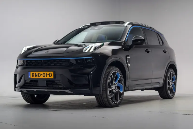 Lynk & Co 01 (2024)