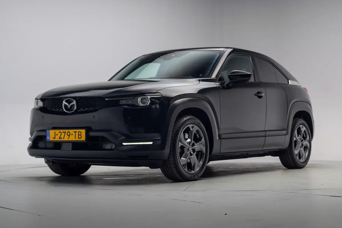 Mazda MX-30 (2020) — foto 1